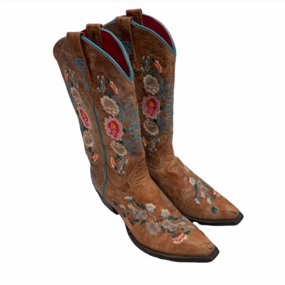 Maccie Bean Cowboy Boot Size: 8.5M